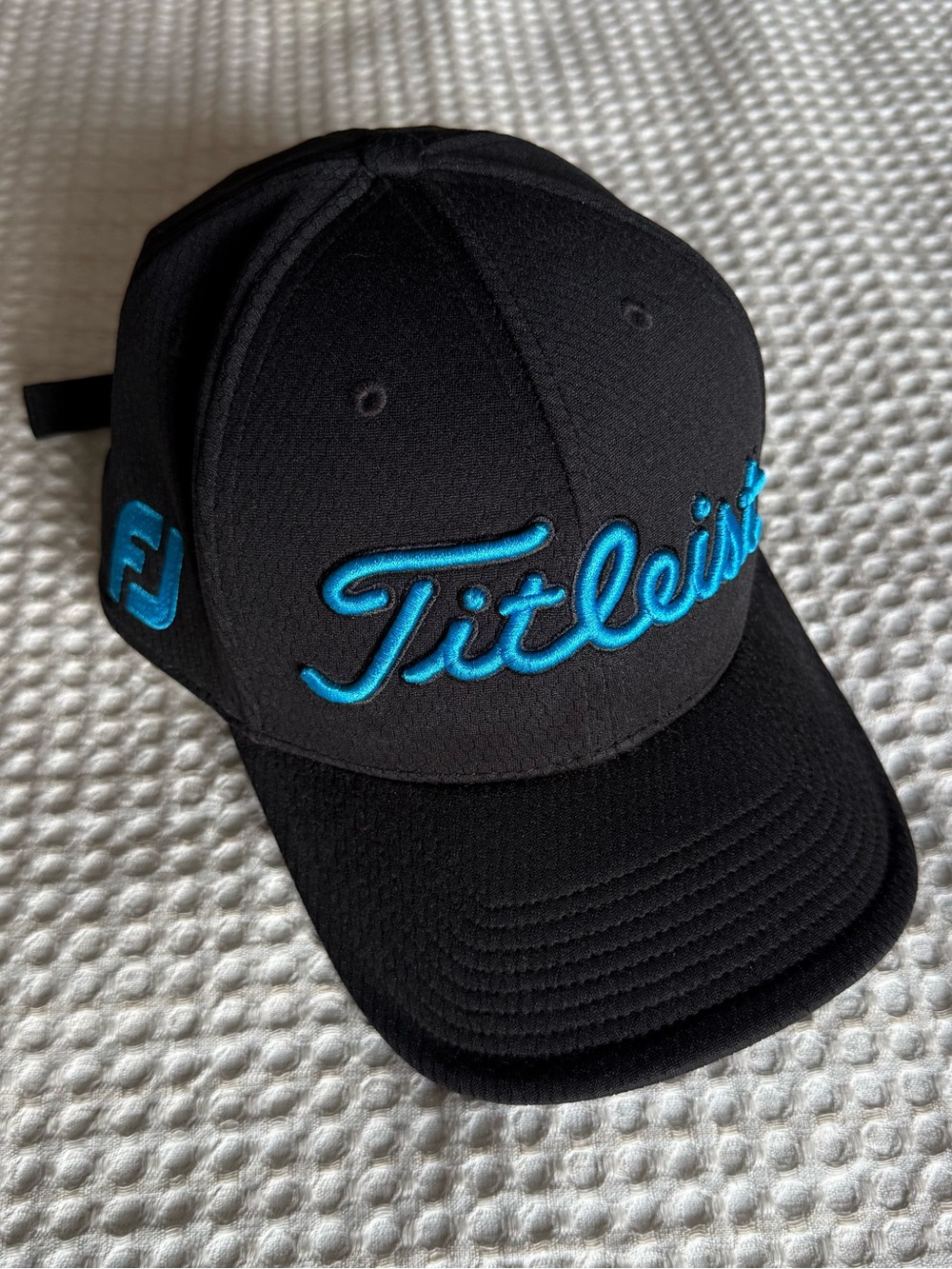 Titleist Golf Black and Blue Golf Hat Footjoy